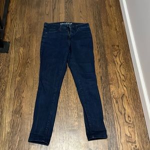Universal thread jeans